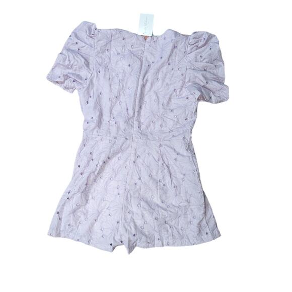 New TCEC Lavender Eyelet Romper Size L - Picture 3 of 9
